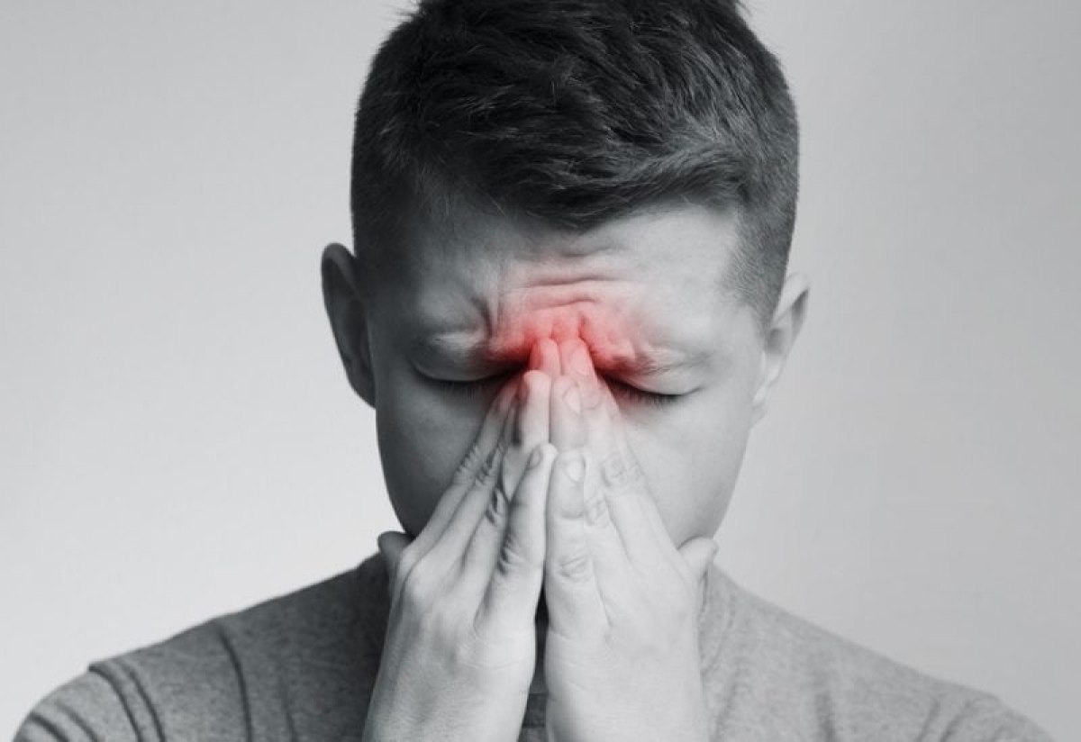 علاج الجيوب الأنفية وتخفيف اعراض صداع الجيوب الأنفية 5 pain 800x549 1